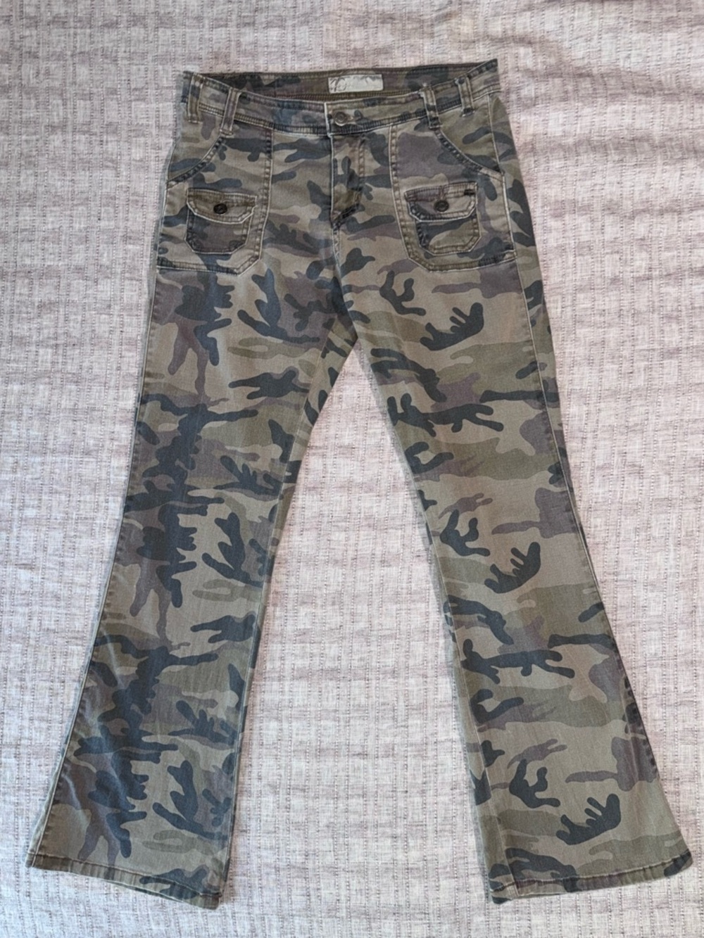 Duplex Y2k / 90s Style Olive Camouflage Bootcut Flare Jeans. Size 8 Petite